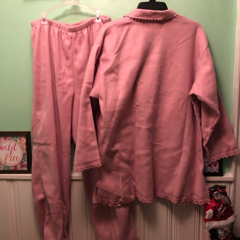 New StanHerman Fleece PJ’s - Picture 7 of 9